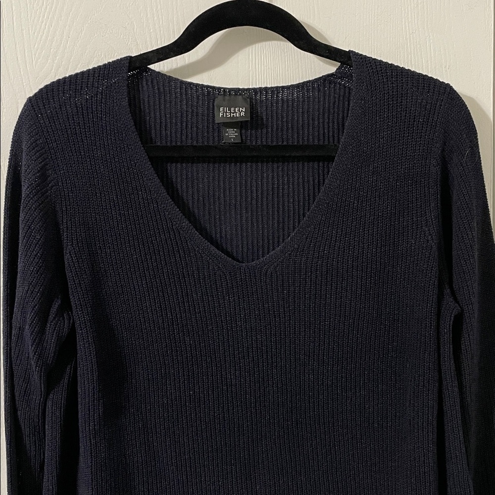 Eileen Fisher Silk Blend Like New Santana Knit V-Neck Navy Sweater Size Large - Picture 3 of 6